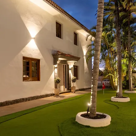 Dağ evi Luxury Teide View, Pool, Sauna & Golf Puerto de la Cruz (Tenerife)