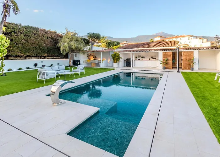 Dağ evi Luxury Teide View, Pool, Sauna & Golf *