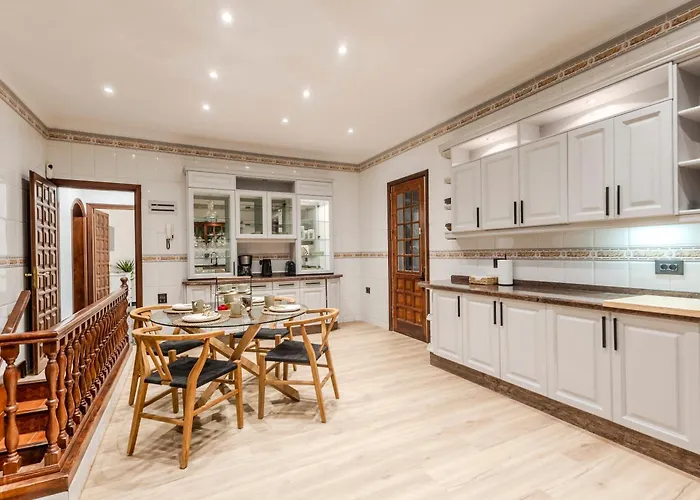 Luxury Teide View, Pool, Sauna & Golf Dağ evi