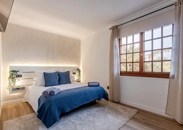 Dağ evi Luxury Teide View, Pool, Sauna & Golf