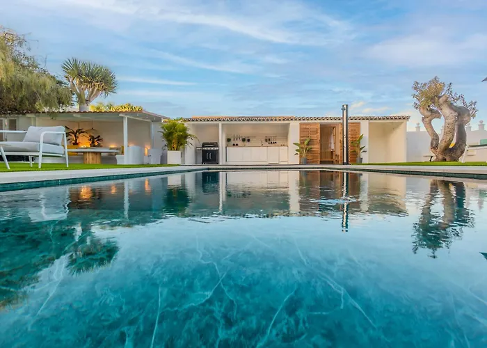 Dağ evi Luxury Teide View, Pool, Sauna & Golf *