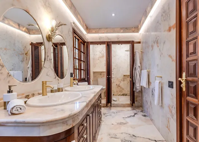 Dağ evi Luxury Teide View, Pool, Sauna & Golf *